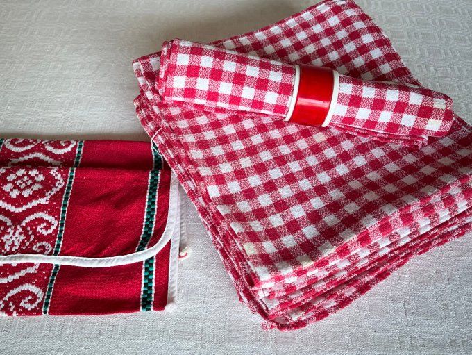 12 Serviettes de table vichy, carreaux rouges, et blancs Vintage