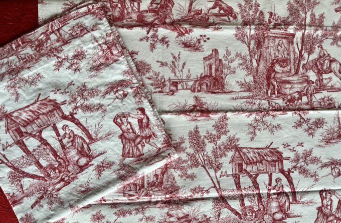 2 Petits coupons de tissu en coton imprimé toile de Jouy rouge