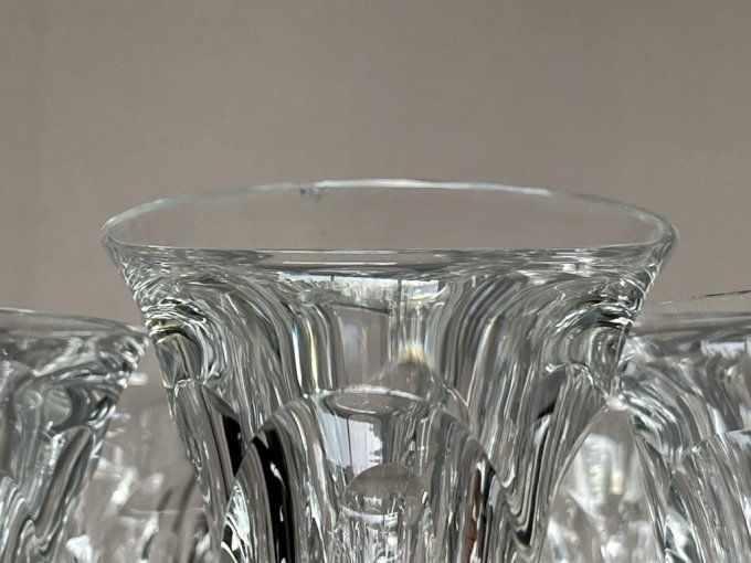 5 Verres art déco, à cotes plates et pieds carrés