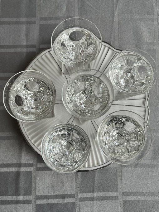 5 Verres art déco, à cotes plates et pieds carrés