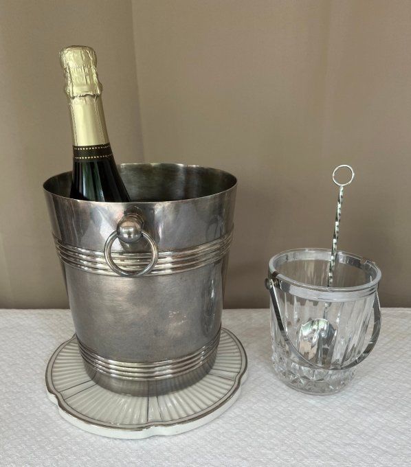 Chef-d'œuvre de l'Art de la Table : Seau à Champagne Christofle 'Biarritz', Collection Gallia