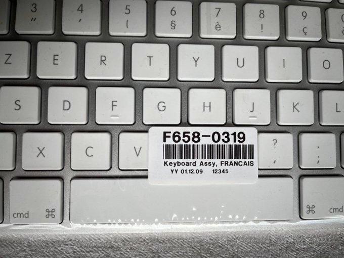 Clavier azerty Apple Keyboard Assy, filaire USB, Neuf