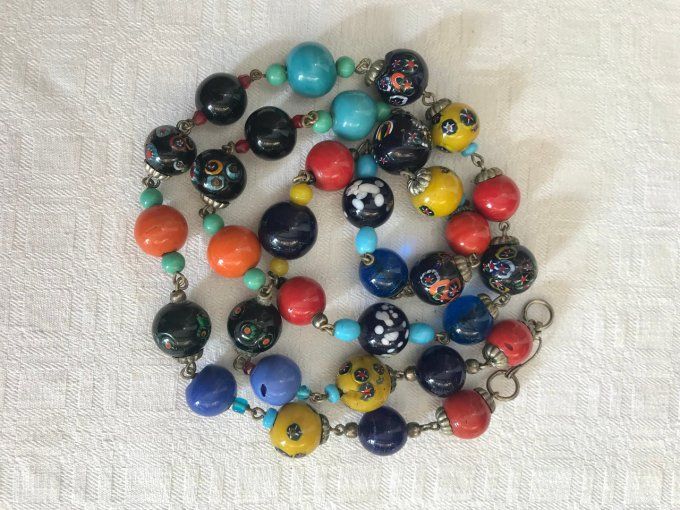 Collier, sautoir en perles de verre multicolores, vintage