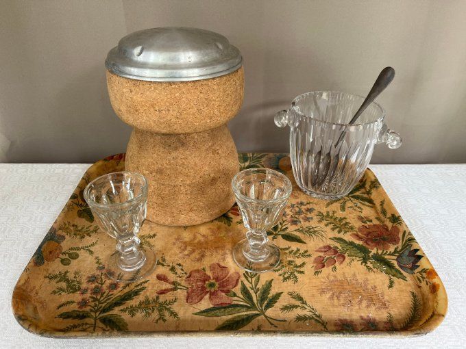 Seau à champagne en liege en forme de bouchon