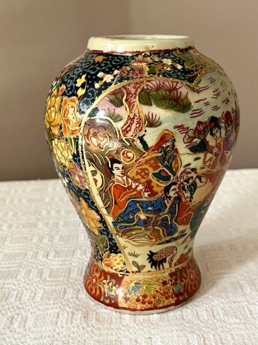 Vase chinois en porcelaine avec marque Zhongguo Zhi Zao, vintage