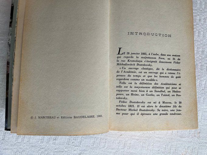 Livre Les frères Karamazov, Dostoïevski , Édition Baudelaire, 1965