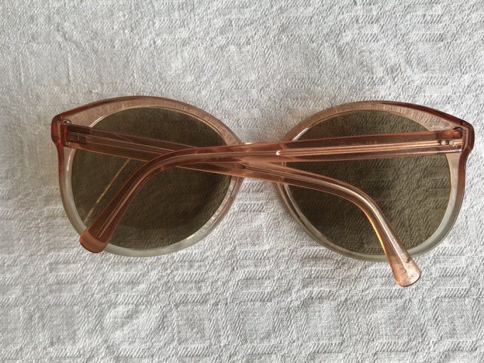 Monture, Paire de lunettes solaire, vintage
