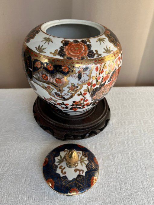 Pot à thé / à gingembre style Imari, produit en chine