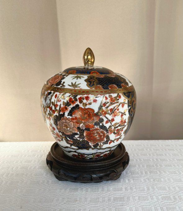 Pot à thé / à gingembre style Imari, produit en chine