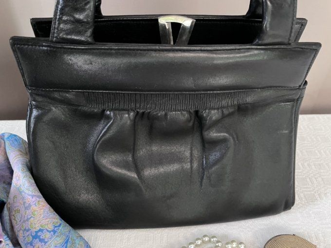 Sac à main des années 70, en cuir noir