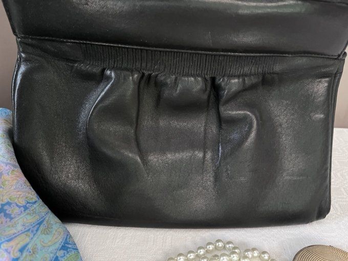 Sac à main des années 70, en cuir noir