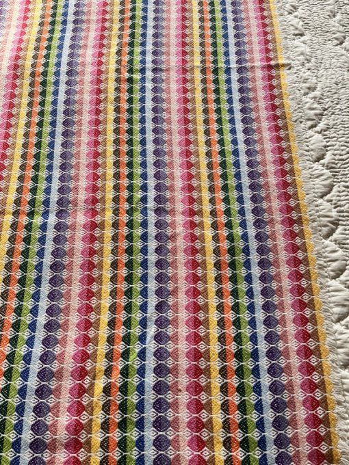 Tissu multicolore épais, pour nappe, tapis enfant, création Dy ou recouvrir votre canapé