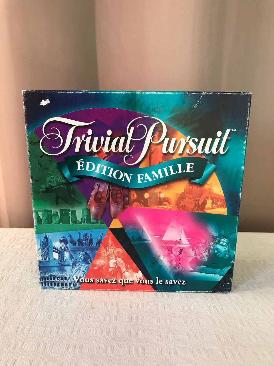 Trivial Pursuit, édition famille, Jeu de société Parker, édition 1999 -  Videgrenierdunet