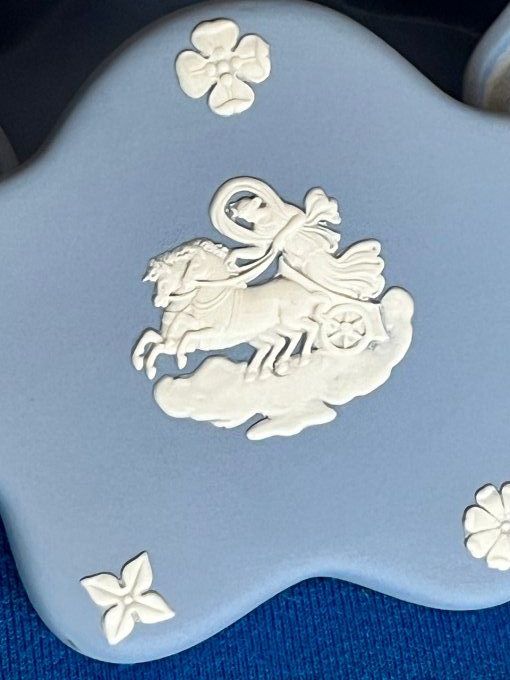 Petite boite Jasperwade de Wedgwood, signé, fabriqué en Angleterre